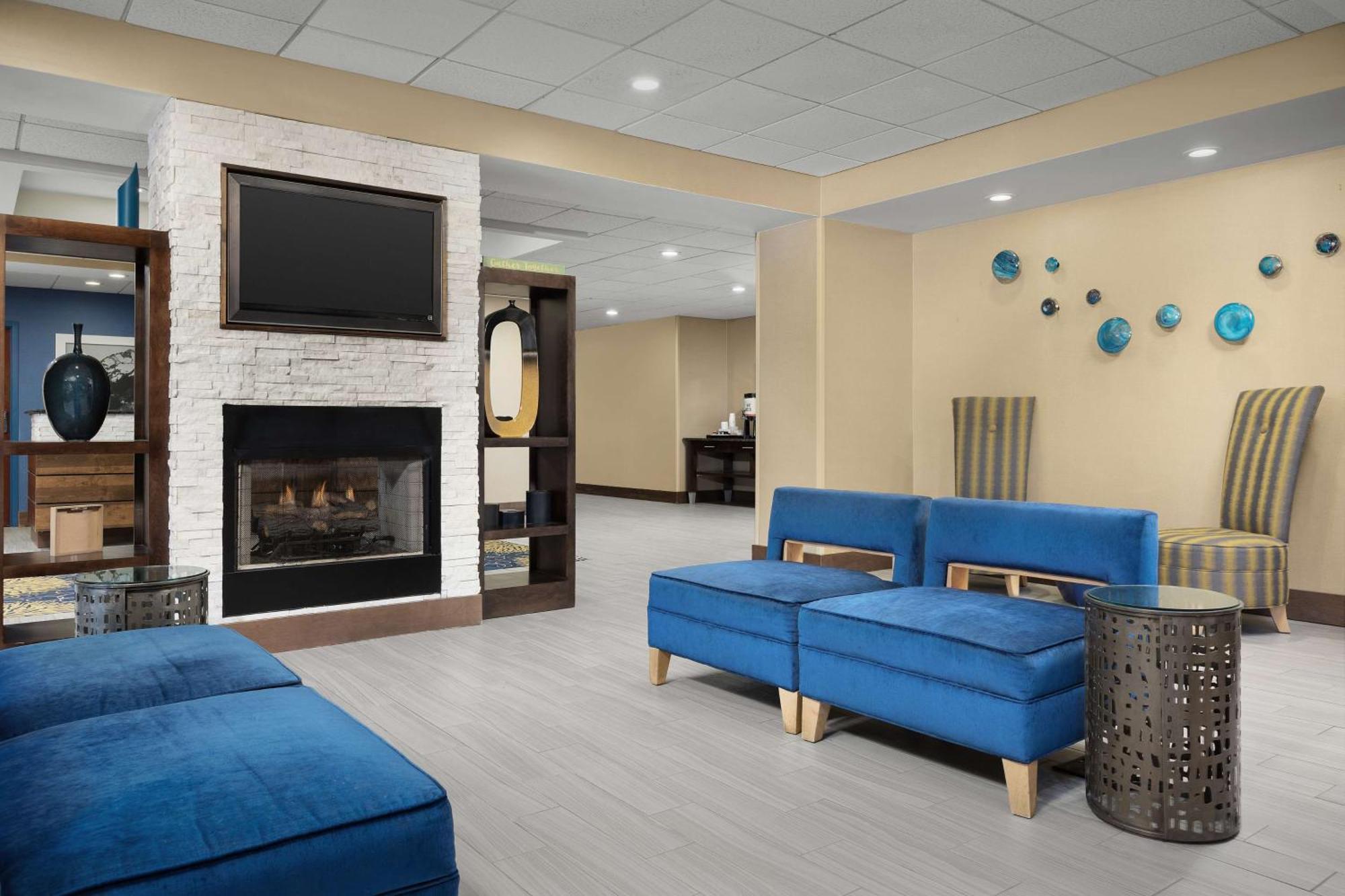 Hampton Inn Syracuse Clay Liverpool Exterior foto