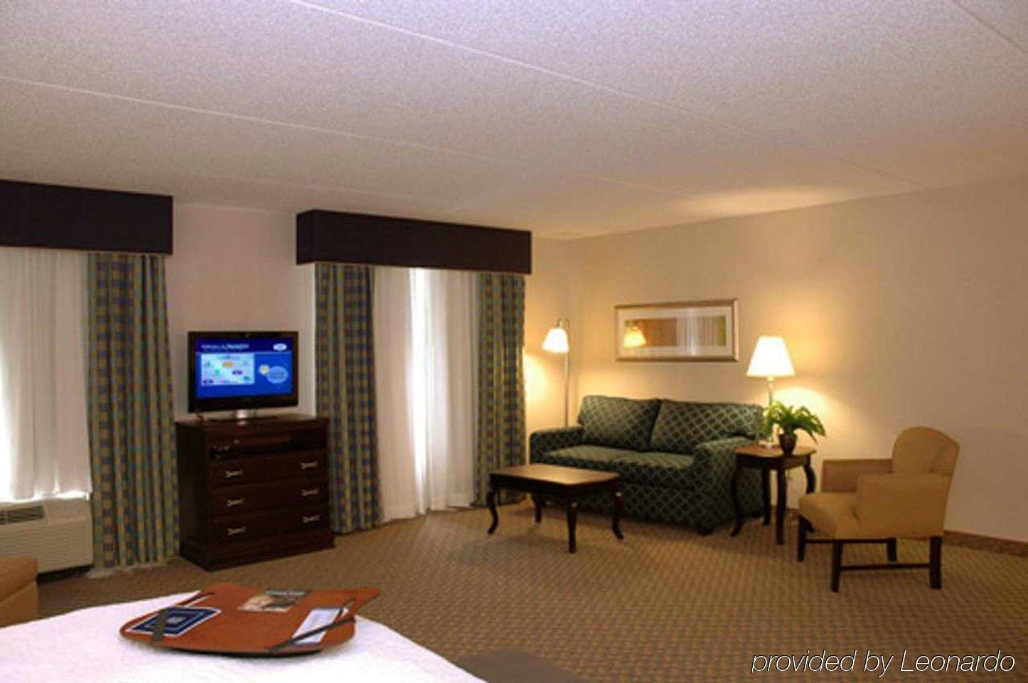 Hampton Inn Syracuse Clay Liverpool Habitación foto