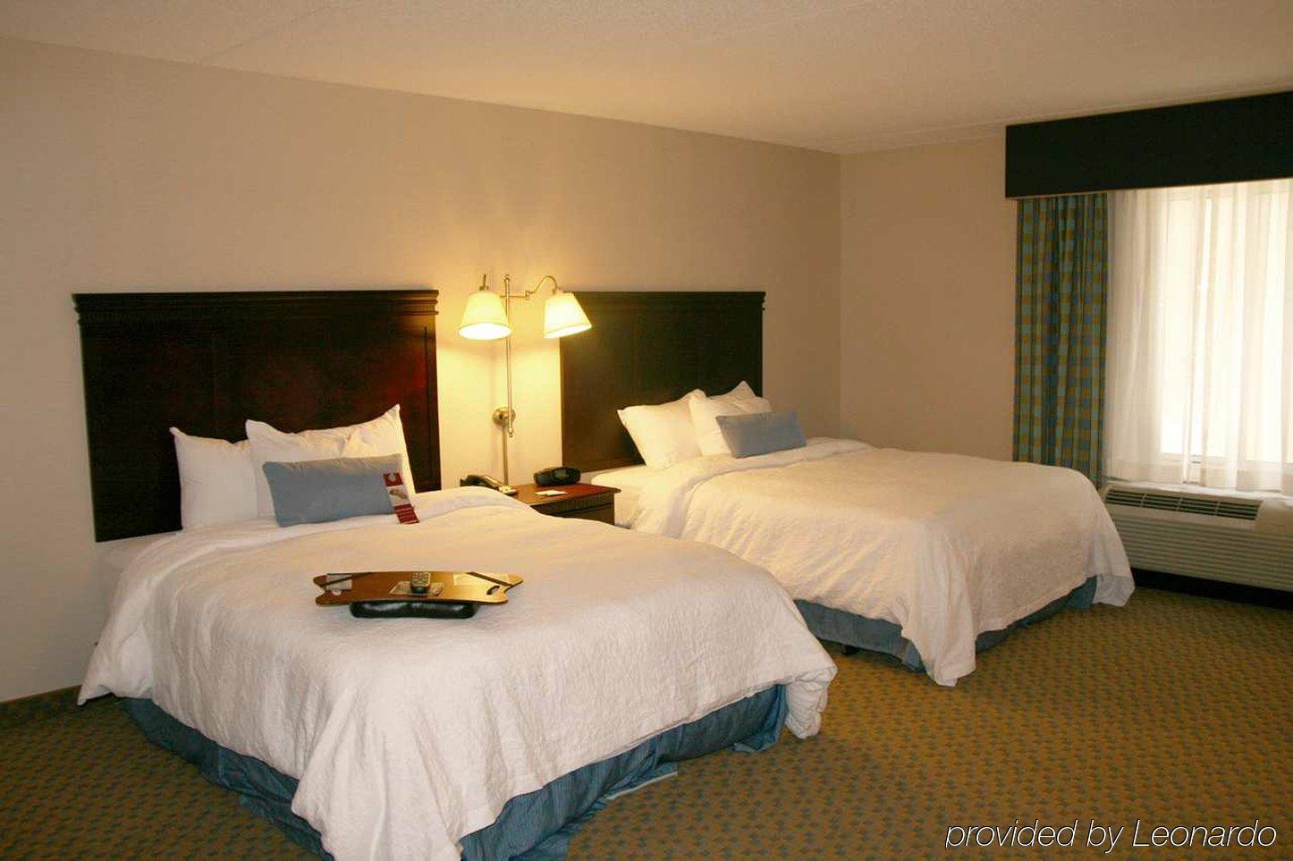 Hampton Inn Syracuse Clay Liverpool Habitación foto